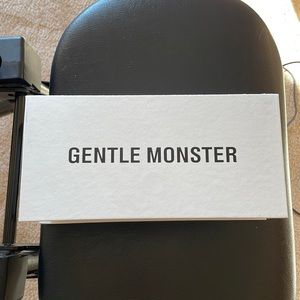 Gentle Monster box and case